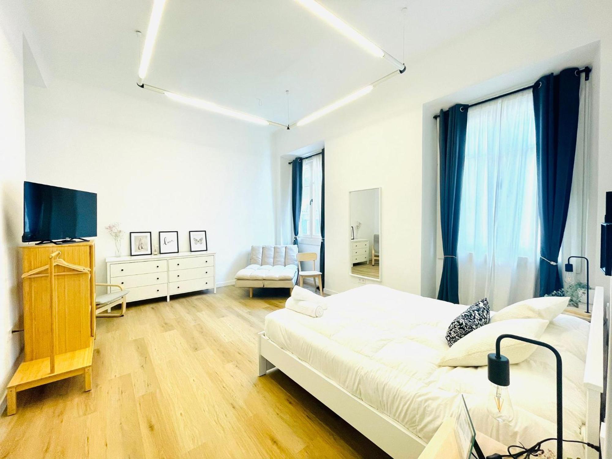 Suites Larios Malaga Ngoại thất bức ảnh